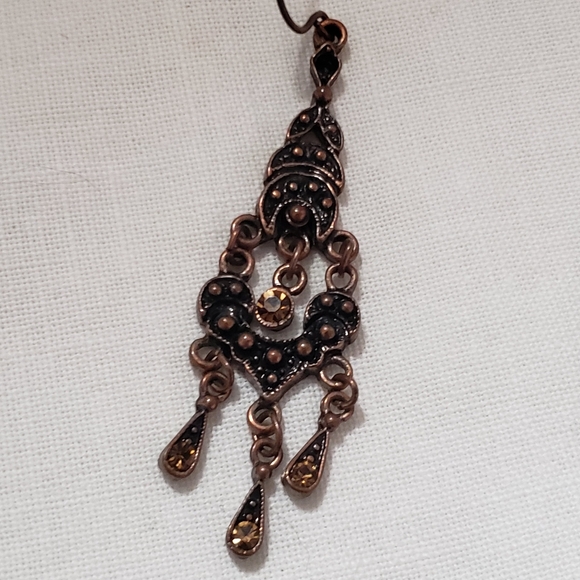 Vintage meets Boho Brass Chandelier Earrings - Picture 3 of 6